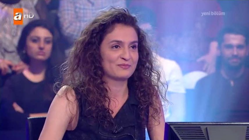 Kim Milyoner Olmak İster Gülüşü ile Herkesi Şaşkına Çeviren Yarışmacı Kim?