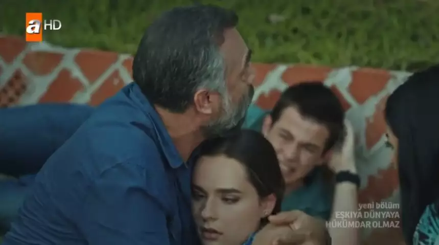 EDHO Zeynep Öldü Mü? Diziden Neden Ayrıldı?