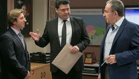 Arka Sokaklar Kazım Kimdir? Hangi Dizilerde Oynadı?