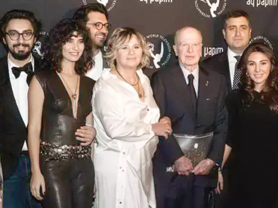 Emmy'de 'Cesur ve Güzel' fırtınası