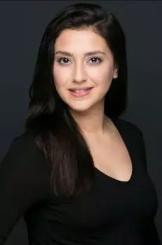 Aşk ve Mavi Nefise Kim? Gerçek Adı Yaşı Sevgilisi