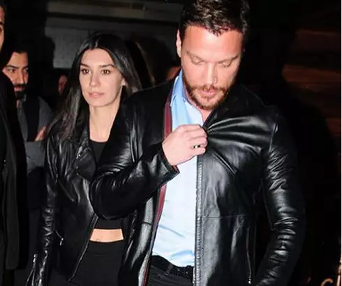 'Aşk ve Mavi'nin Güzeli Gelin Oluyor! Burcu Kıratlı Kiminle Evleniyor?
