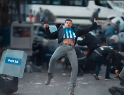 Çarpışma'da Kan Donduran Canlı Bomba Sahnesi!