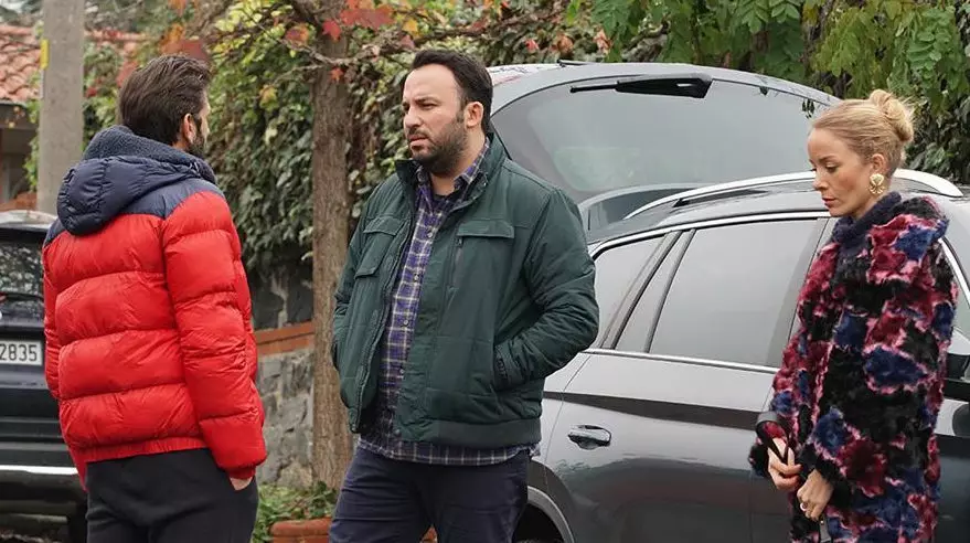 Ufak Tefek Cinayetler 43. Bölüm Kıyafetleri