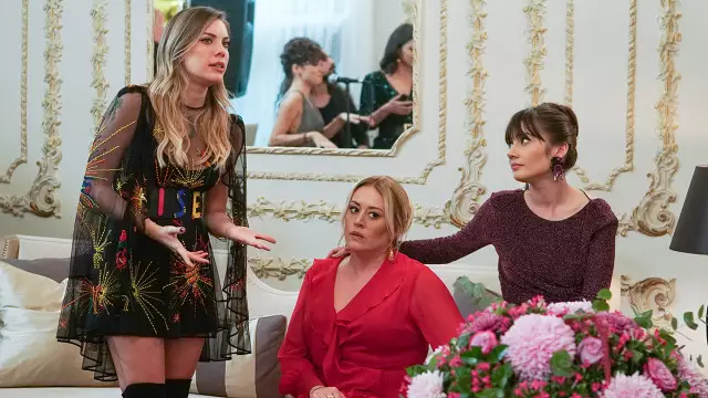 Yasak Elma 24. Bölüm Kıyafetleri
