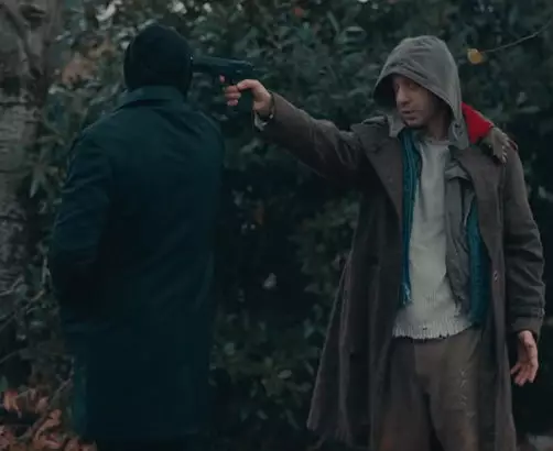 Çukur'un Yeni Bölümünde Neler Olacak? Aliço, Vartolu'ya Silah Çekti!