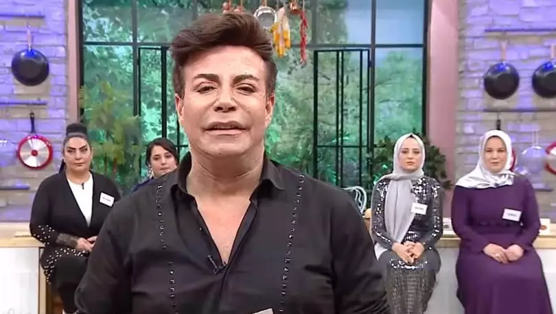 Gelinim Mutfakta Yarışmasında Pankart Krizi