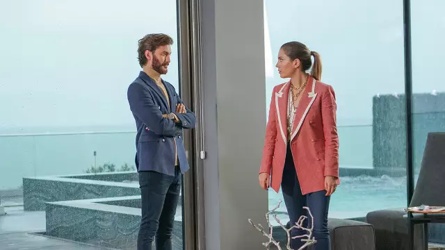 Yasak Elma 25. Bölüm Kıyafetleri