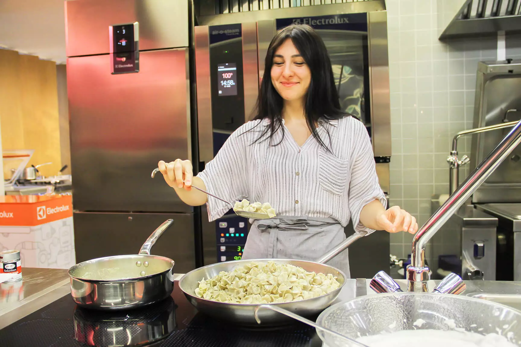 Şahan Gökbakar ve Yasemin Sakallıoğlu Film İçin Anlaştı Mı?